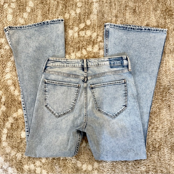 Abercrombie & Fitch Denim - Abercrombie & Fitch Light Wash High Rise Flare Jeans